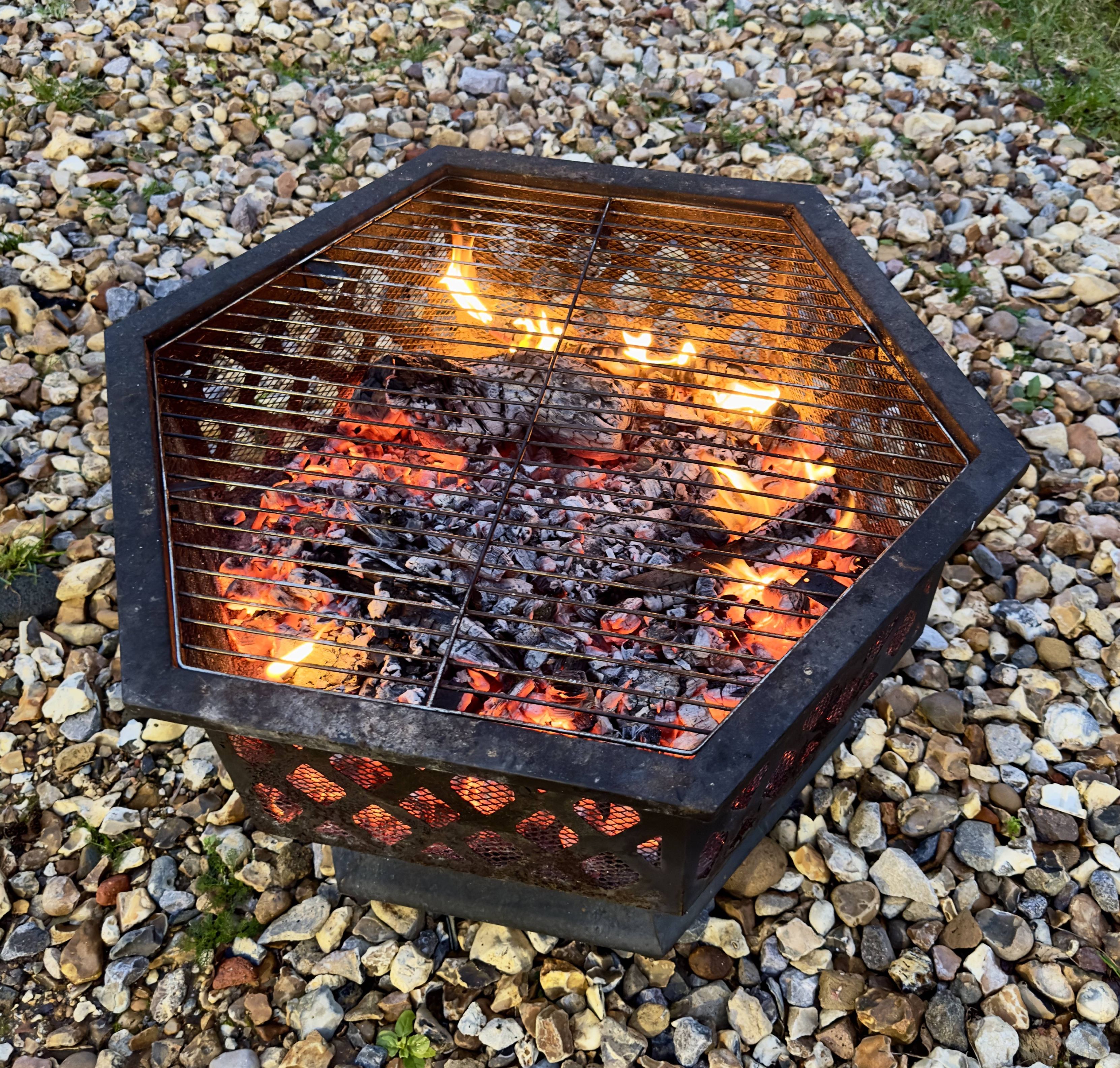 Photo of barbecue, signifying home made food. Photo taken by Baldi, A.K.A Amonn AL-Mahrouq.