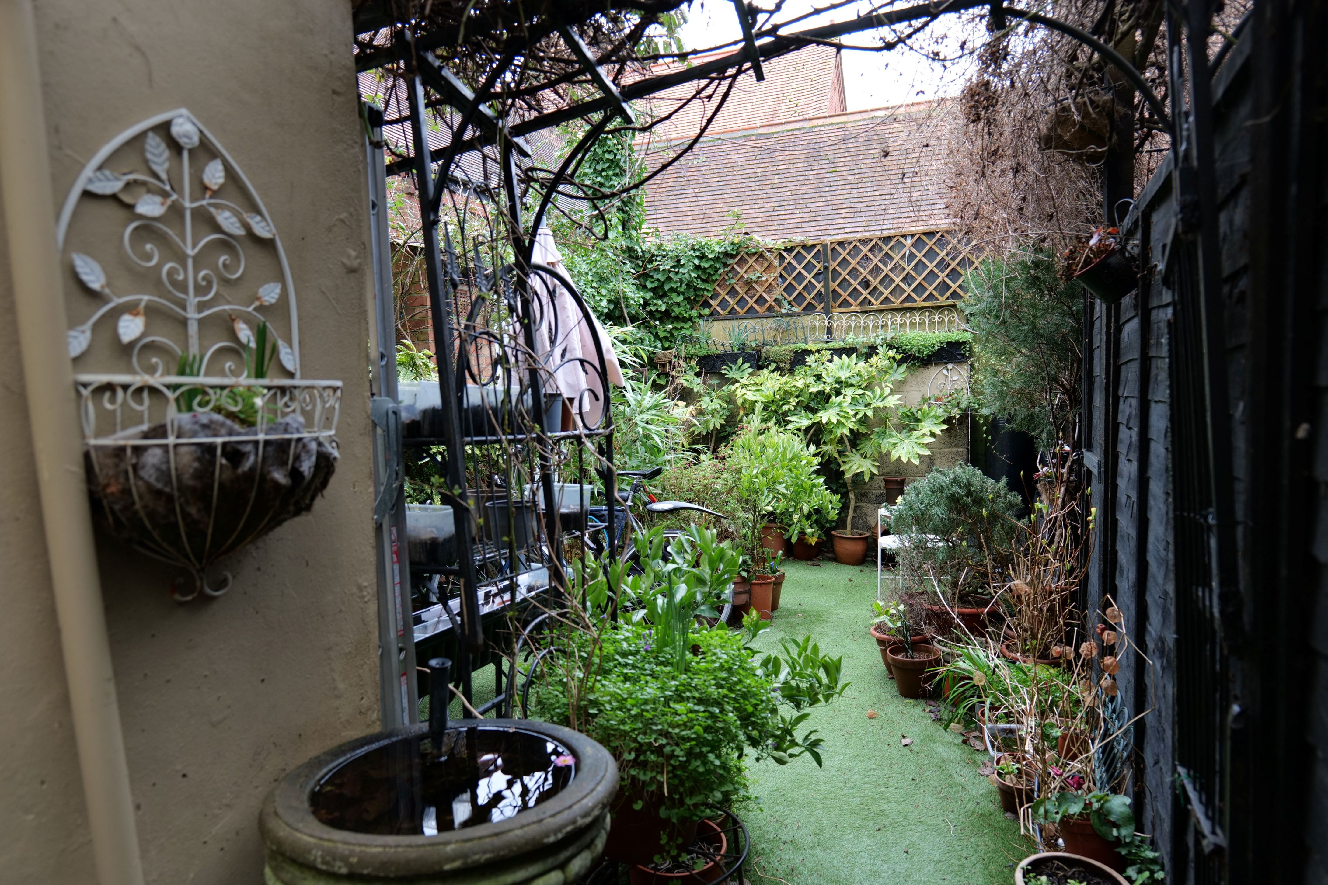 Photo of Casa De Castro Cafe, outdoor seating area. Photo taken in February 2026 by Baldi, A,K,A Amonn AL-Mahrouq