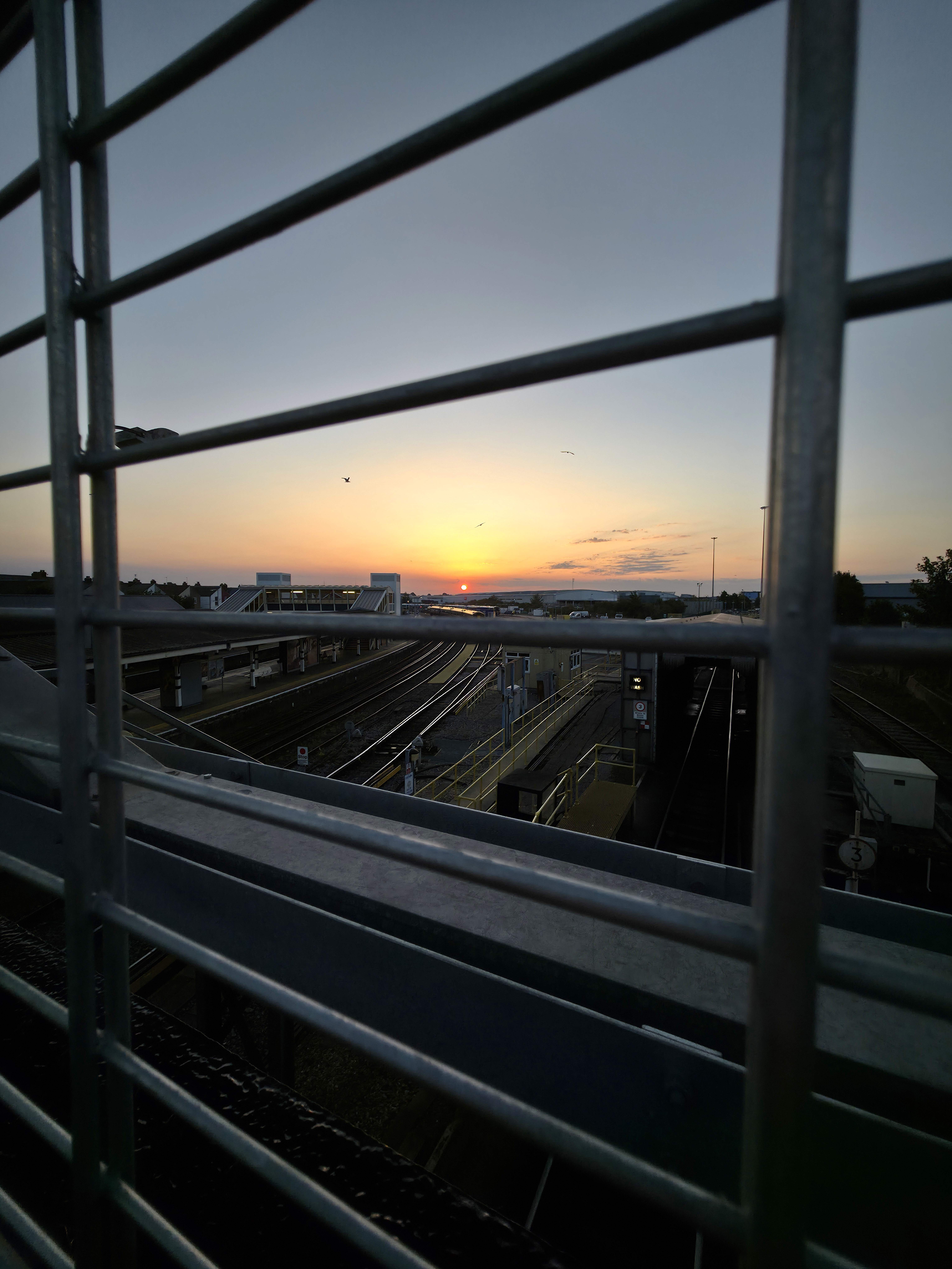 A photo asking what are your goals for your forthcoming week?