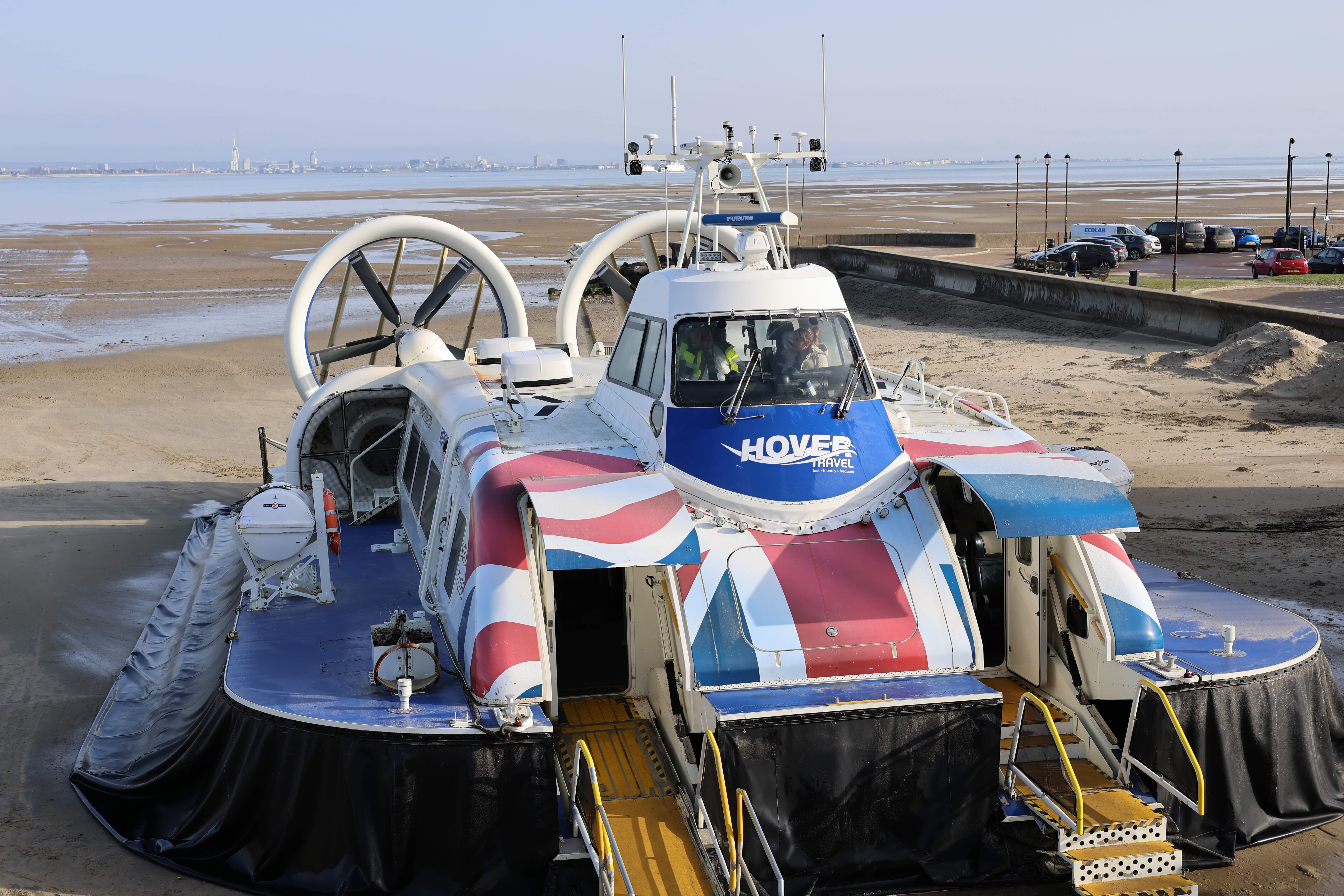 A view of the Solent Flyer at Ryde, Isle of Wight, United Kingdom taken by Baldi, A.K.A Amonn AL-Mahrouq.