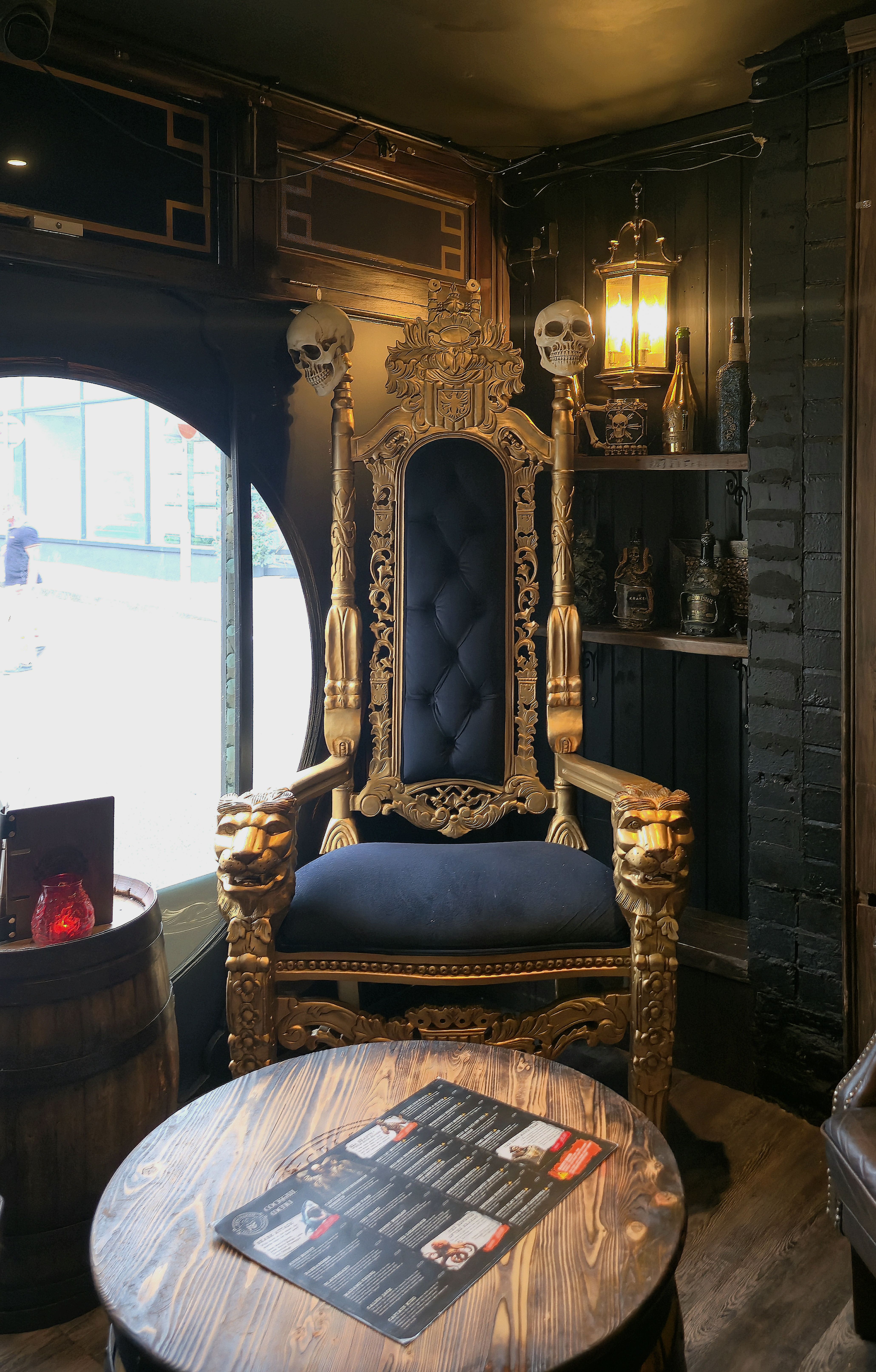 Photo of a huge ornate Chair located in Rapscallions, Southsea.