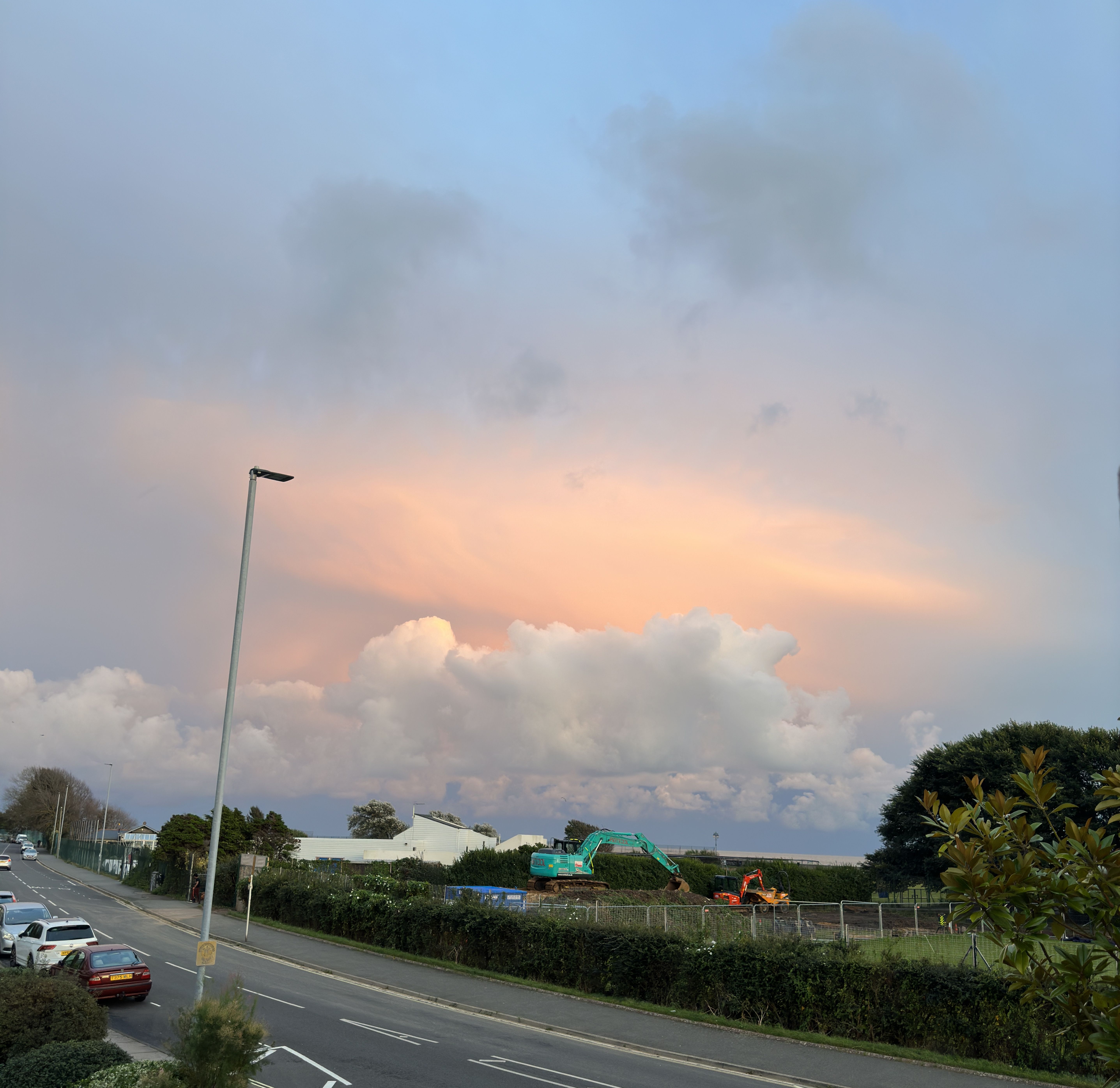 A photo taken of the Stormy Weather in the U.K, in November, 2025, by Baldi, A.K.A Amonn AL-Mahrouq